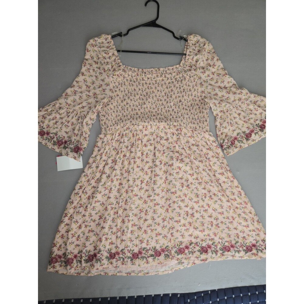 Xhilaration Womens XL Dress Floral NWT Smocked Bell Sleeve Nude Pink Mini Short - Picture 1 of 10